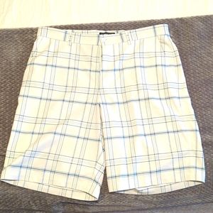 Kirkland Signature Shorts. Size 36. White.